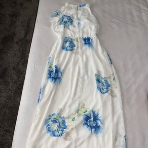 Women’s dress
